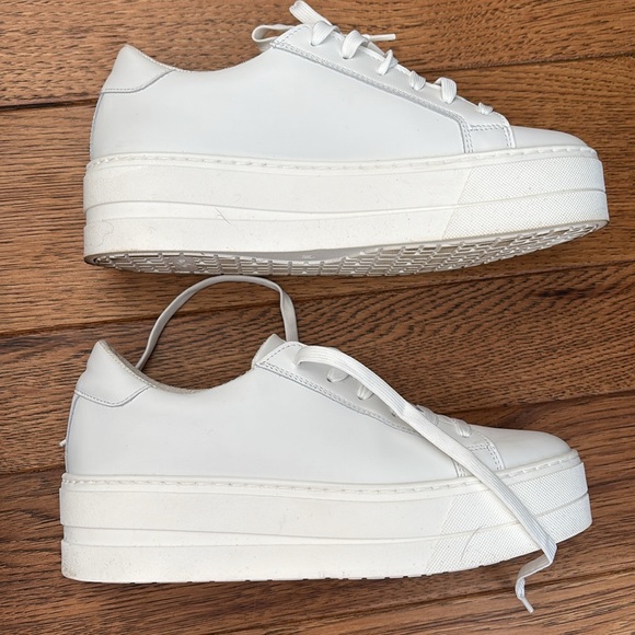 Bos. & Co.
MAYA WHITE LACE-UP TRAINERS size 39 - Picture 6 of 7